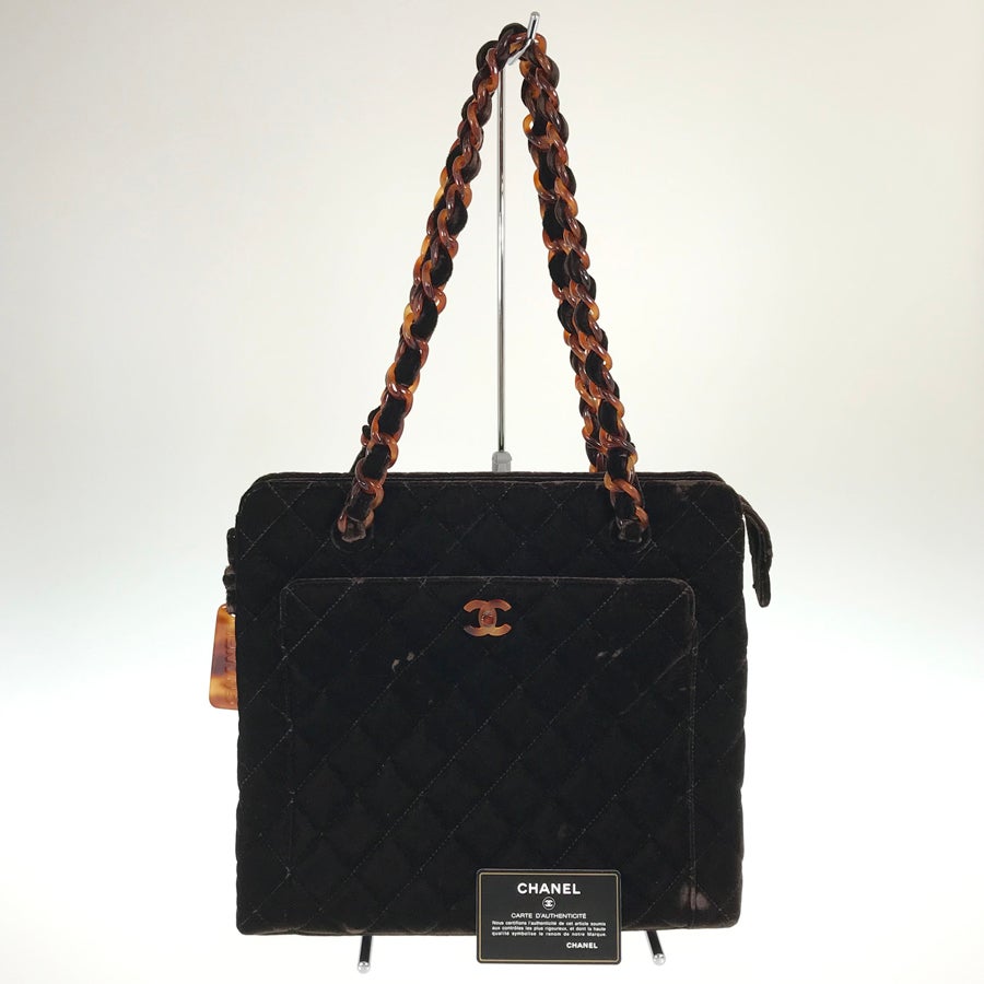 シャネル ショルダーバッグ