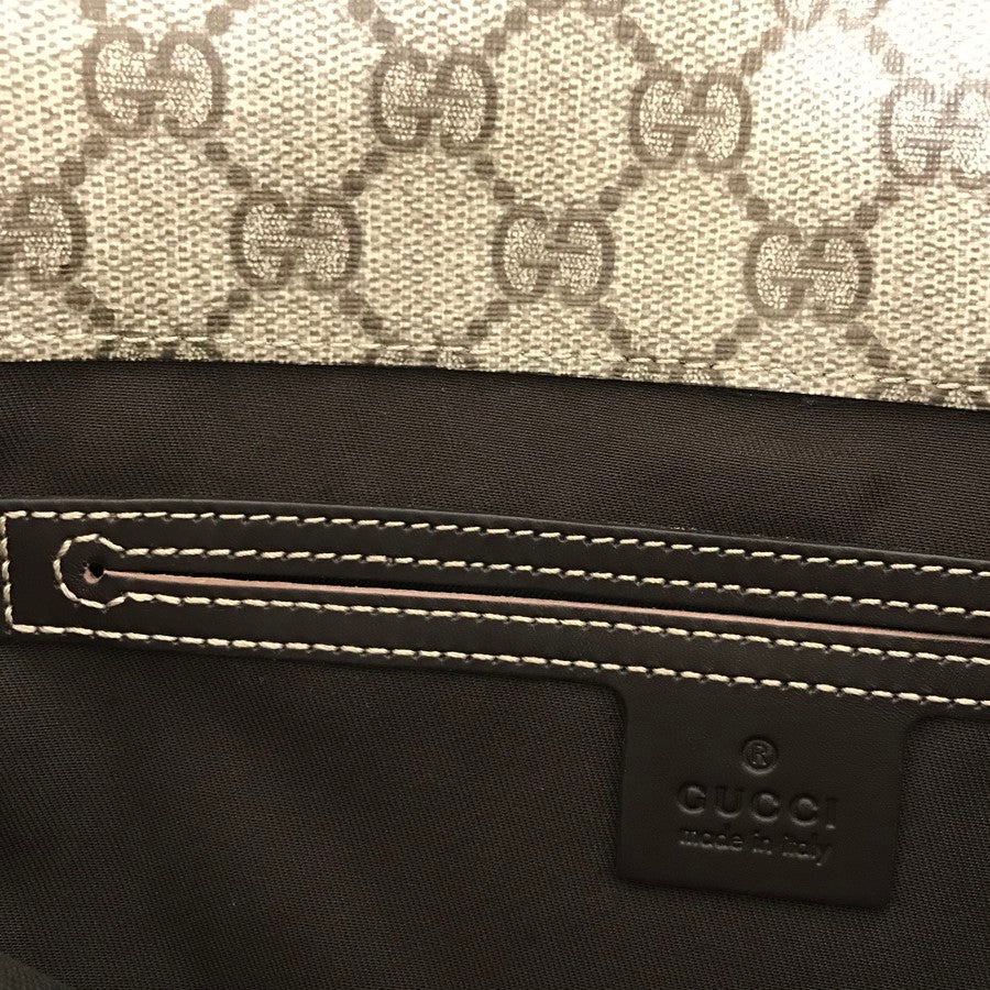 グッチ ショルダーバッグ