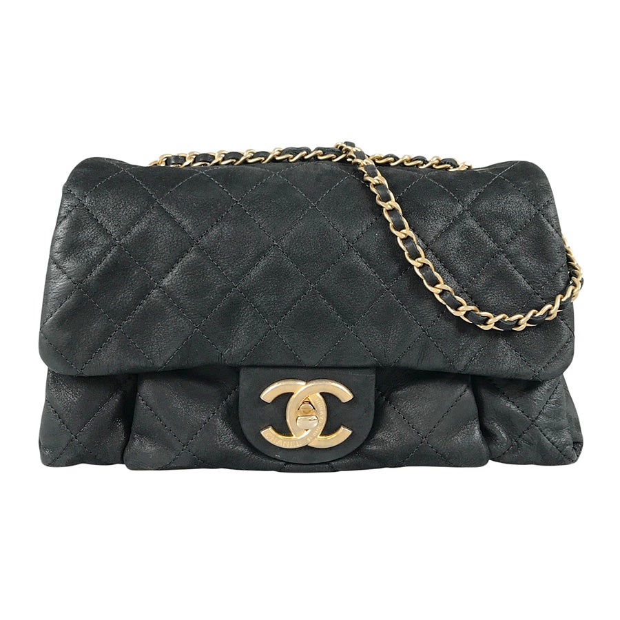 シャネル ショルダーバッグ