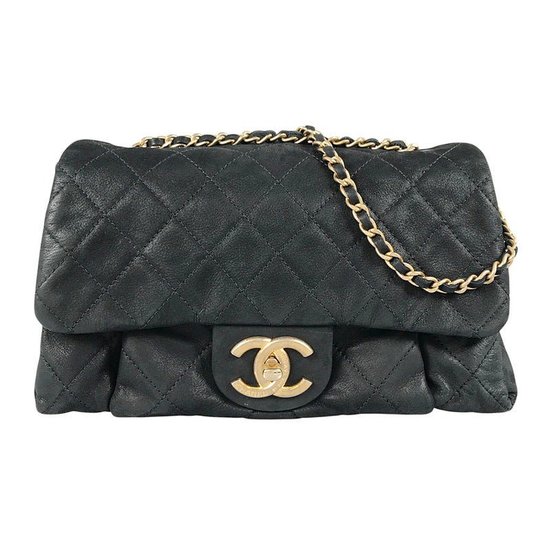 シャネル ショルダーバッグ