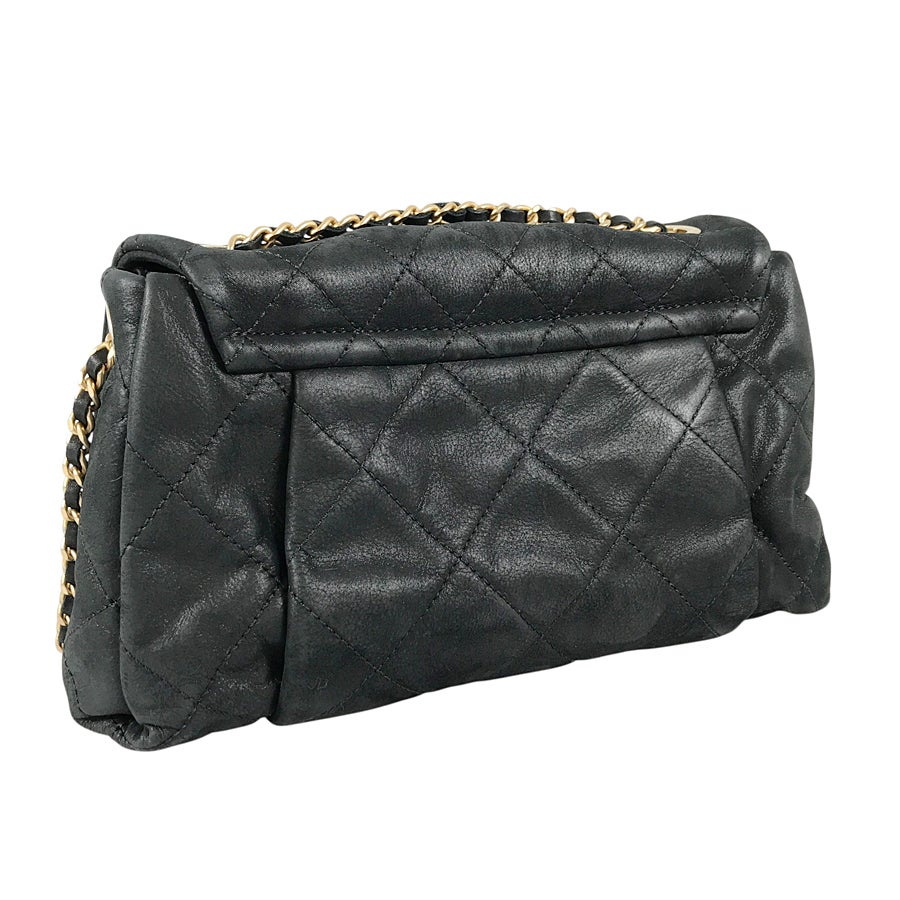 シャネル ショルダーバッグ