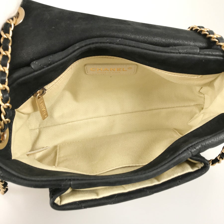 シャネル ショルダーバッグ