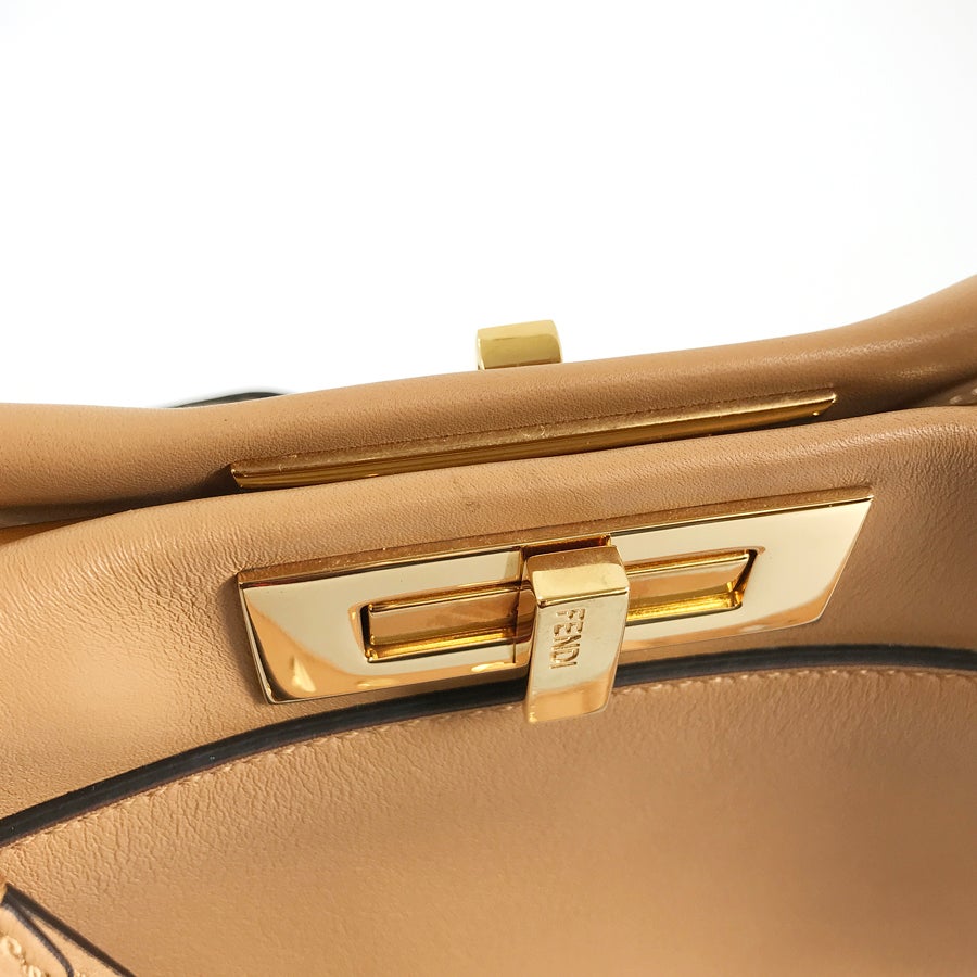 フェンディ ハンドバッグ