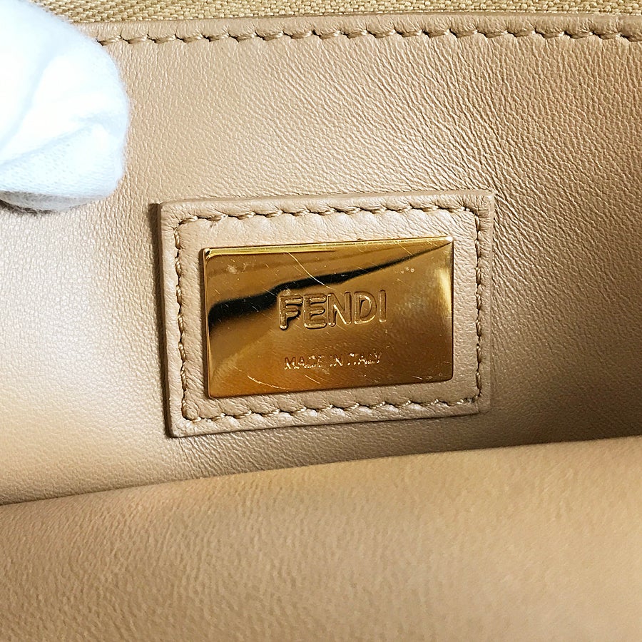 フェンディ ハンドバッグ