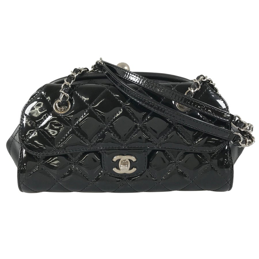 シャネル ショルダーバッグ