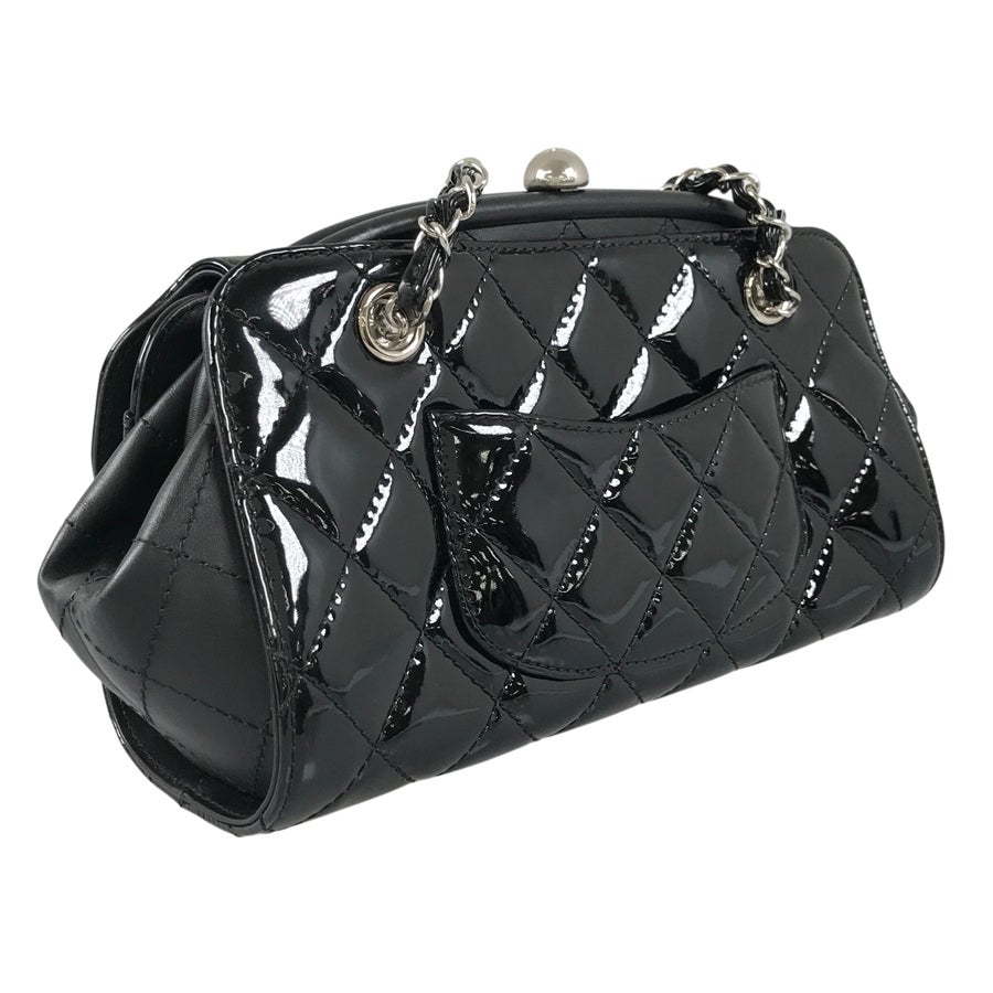 シャネル ショルダーバッグ