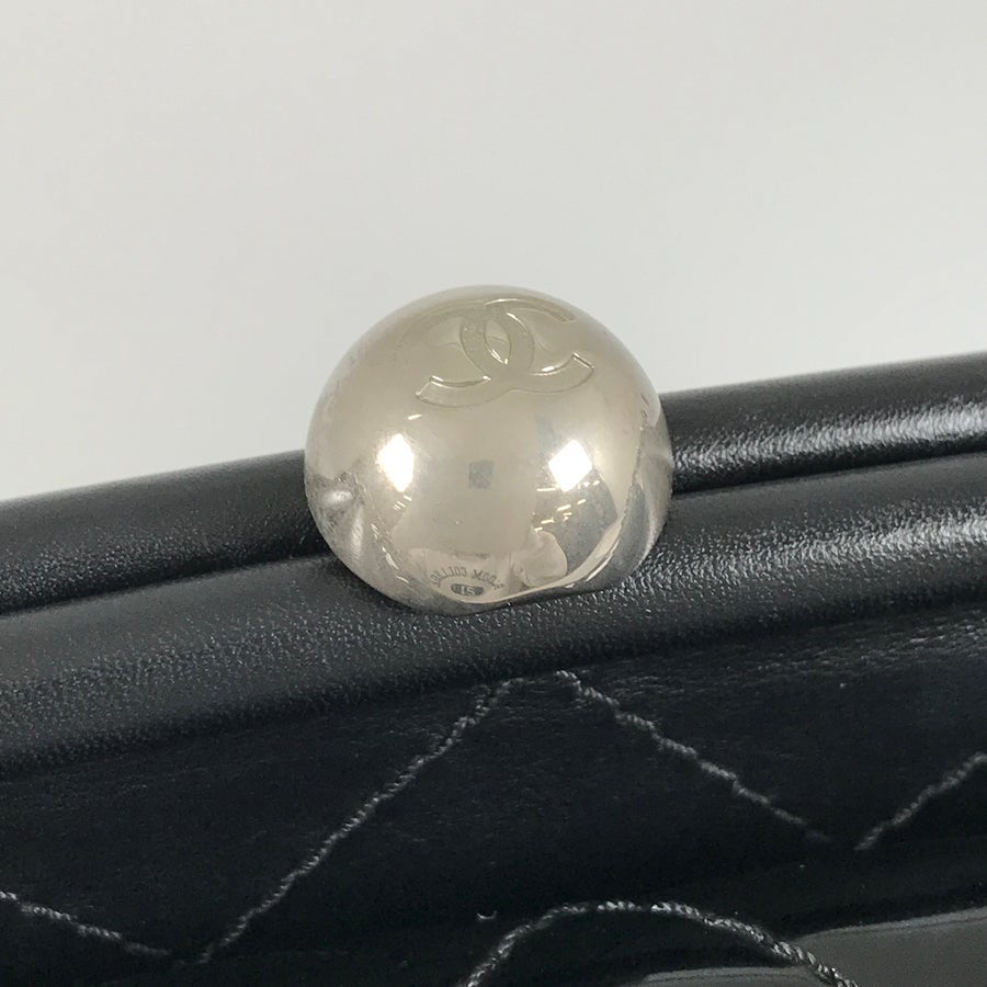 シャネル ショルダーバッグ