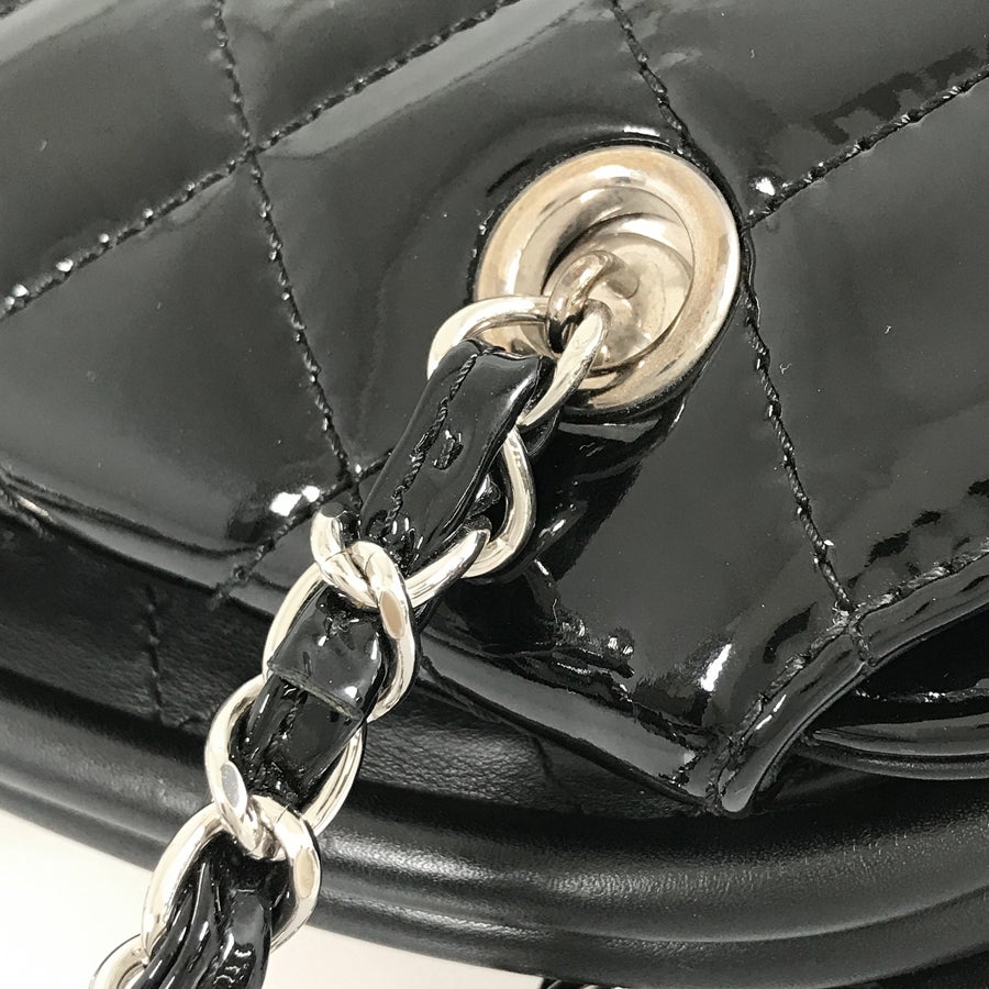 シャネル ショルダーバッグ