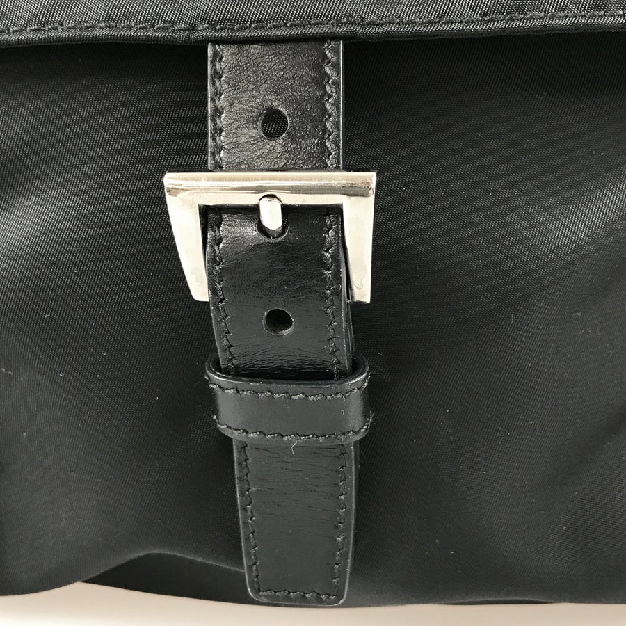 プラダ ショルダーバッグ