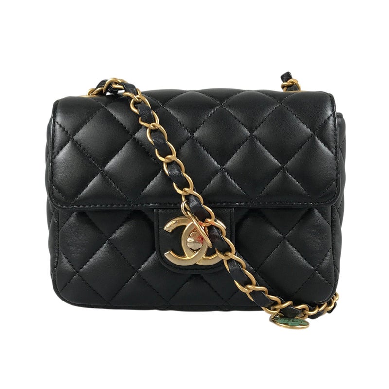 シャネル ショルダーバッグ