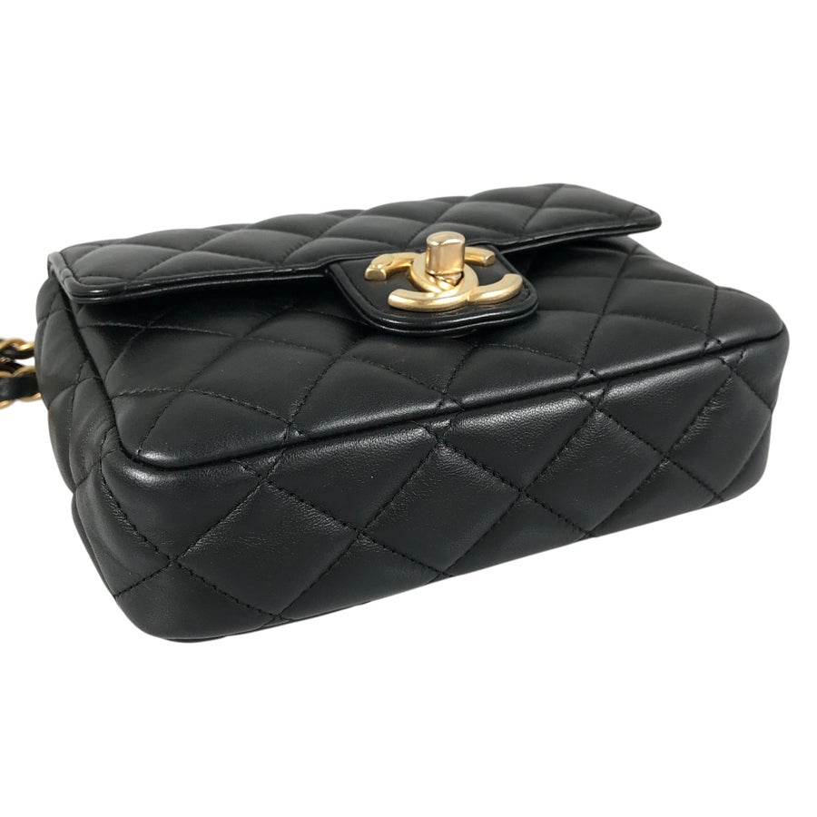 シャネル ショルダーバッグ