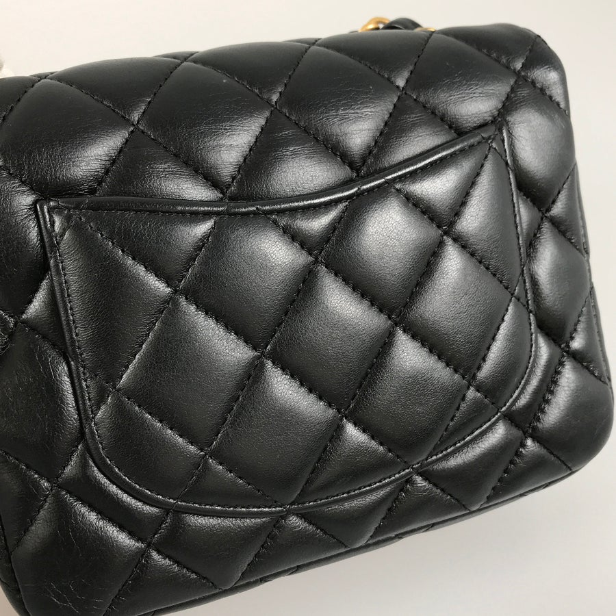 シャネル ショルダーバッグ