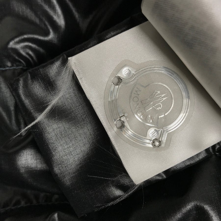 モンクレール ユニセックス ダウンジャケット