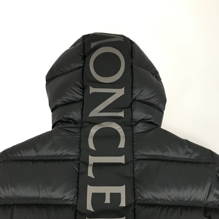 モンクレール ユニセックス ダウンジャケット