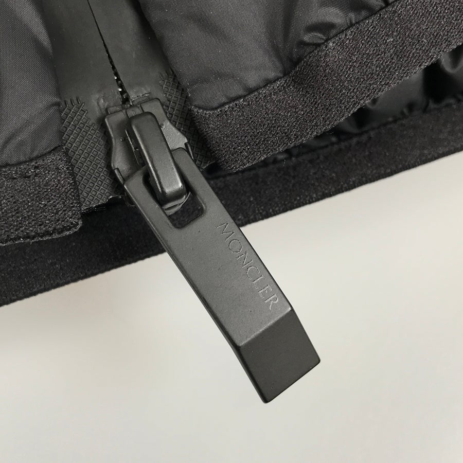 モンクレール ユニセックス ダウンジャケット