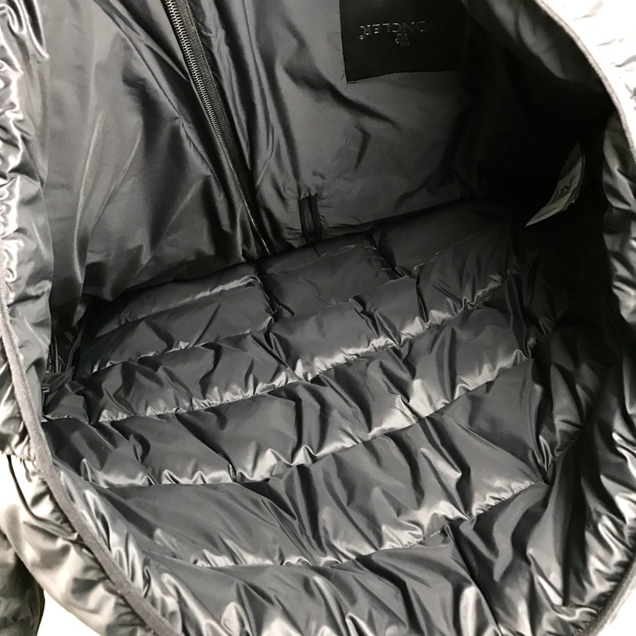 モンクレール ユニセックス ダウンジャケット