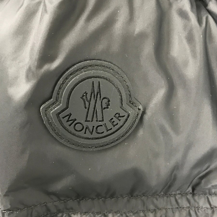 モンクレール ユニセックス ダウンジャケット