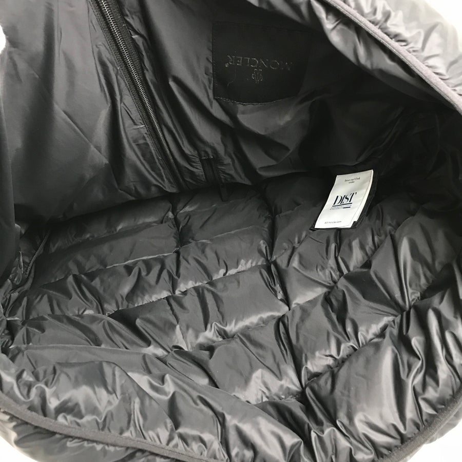 モンクレール ユニセックス ダウンジャケット