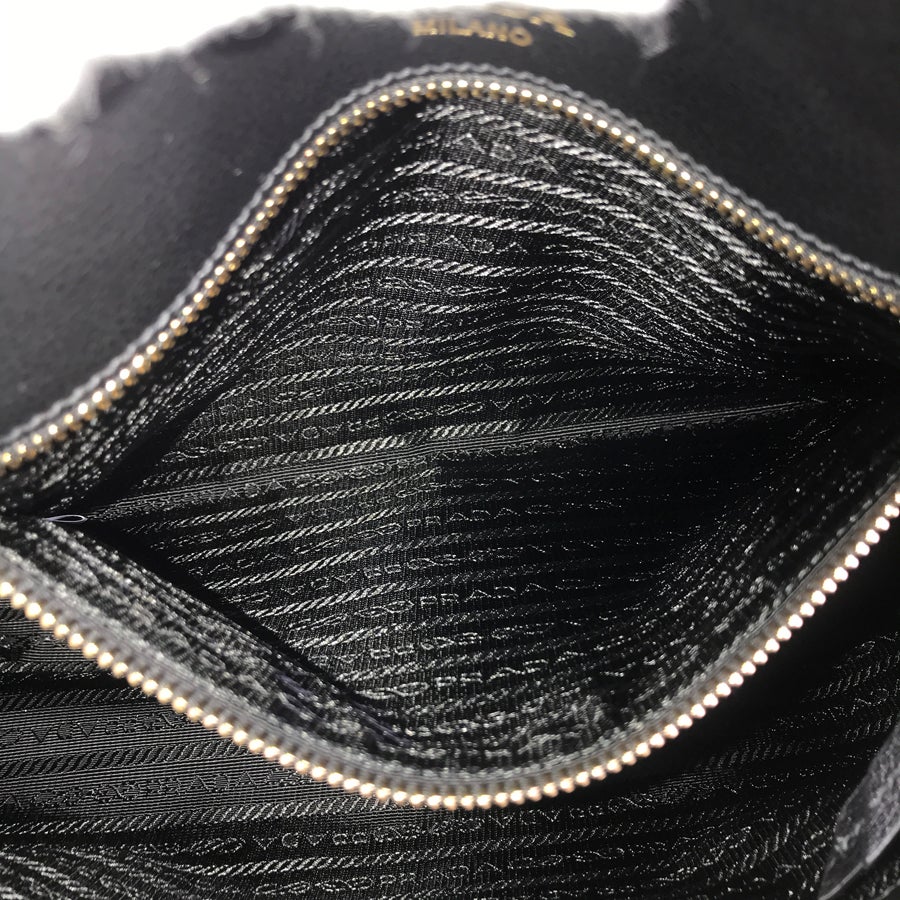 プラダ トートバッグ