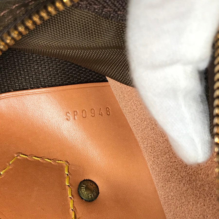 ルイ・ヴィトン ガーメントケース