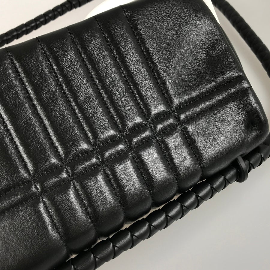 バーバリー ショルダーバッグ