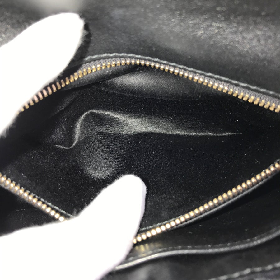 ミュウミュウ ショルダーバッグ