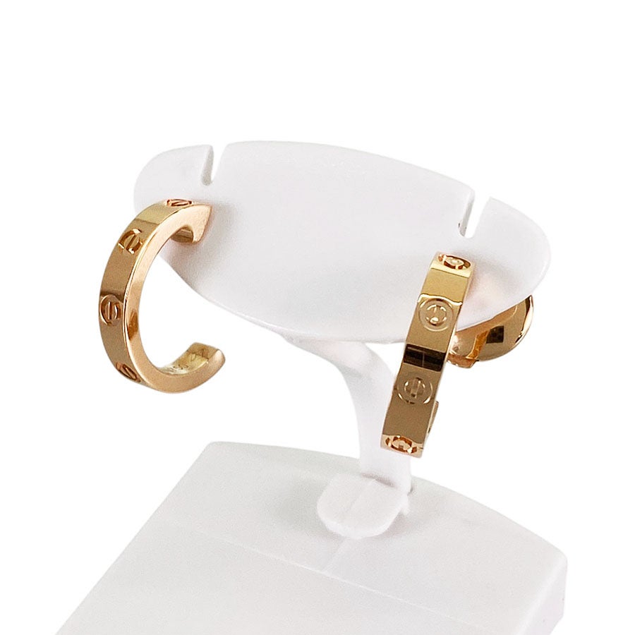 カルティエ ピアス