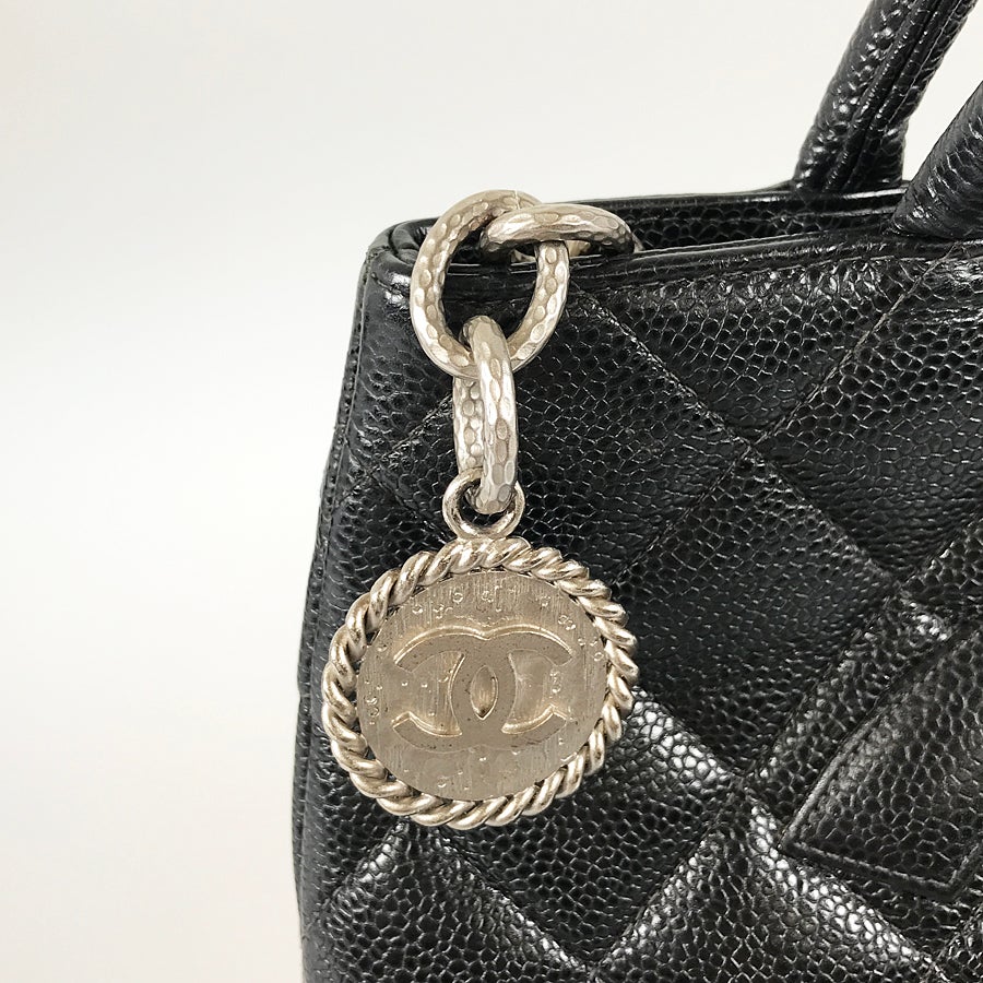シャネル トートバッグ