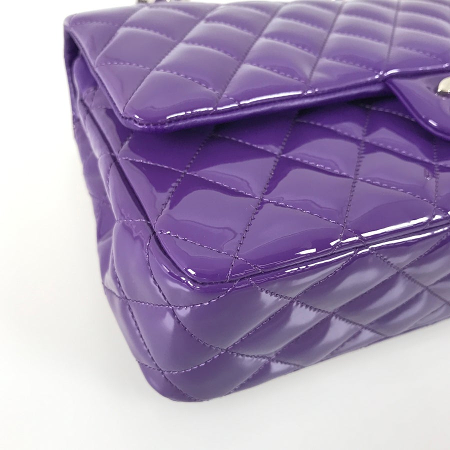 シャネル ショルダーバッグ