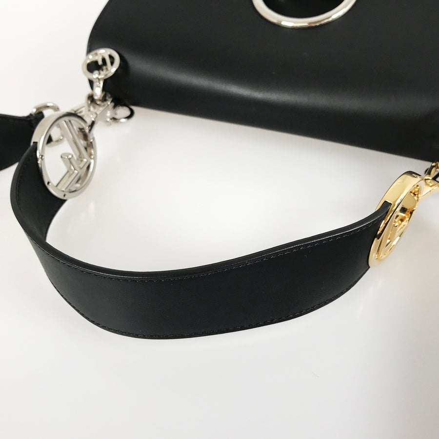 フェンディ ハンドバッグ