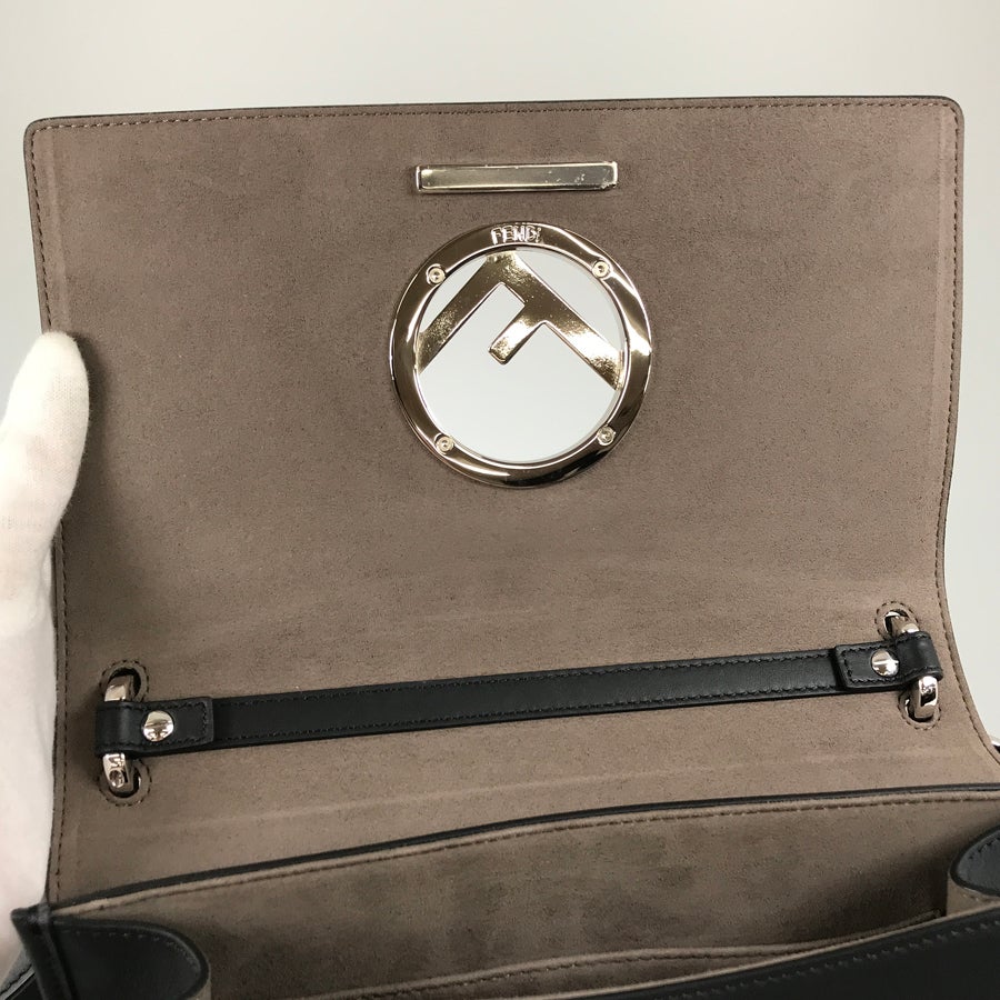 フェンディ ハンドバッグ