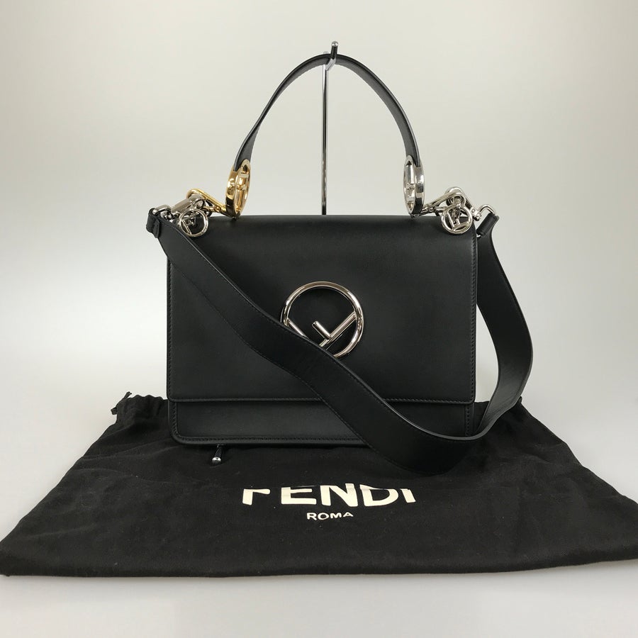 フェンディ ハンドバッグ