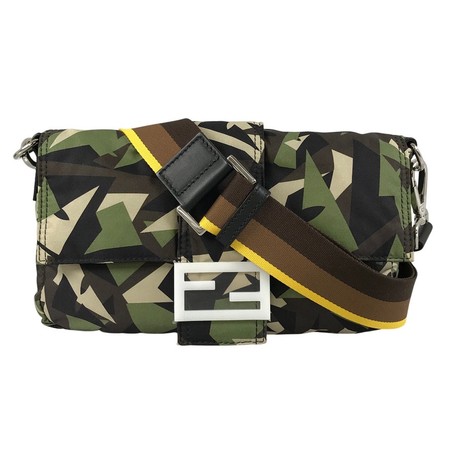 フェンディ ショルダーバッグ