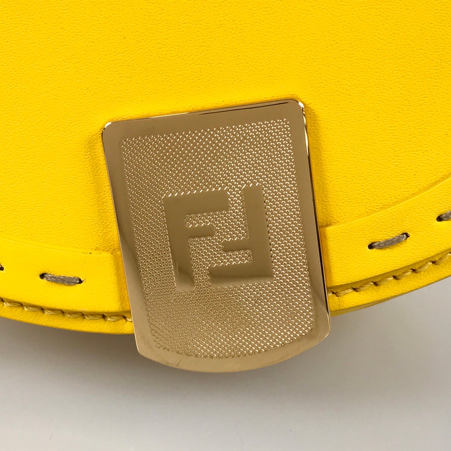 フェンディ ショルダーバッグ