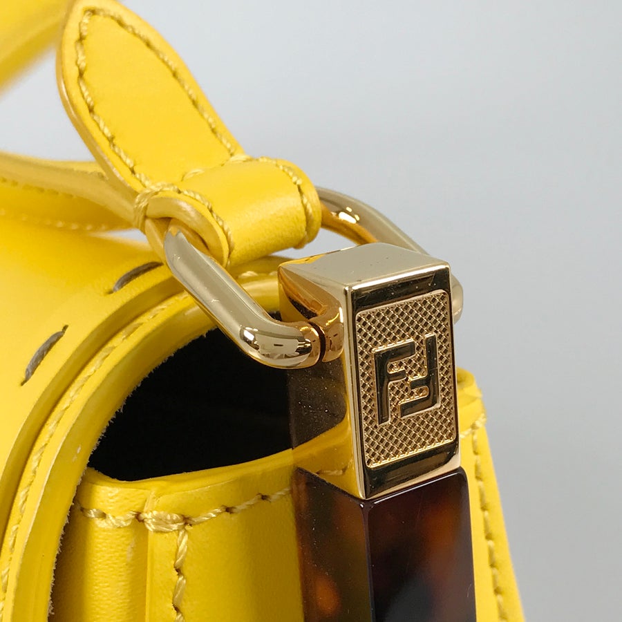 フェンディ ショルダーバッグ