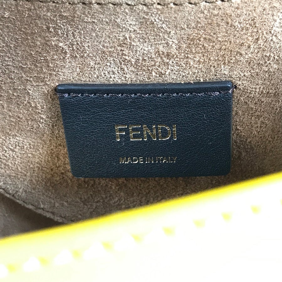 フェンディ ショルダーバッグ