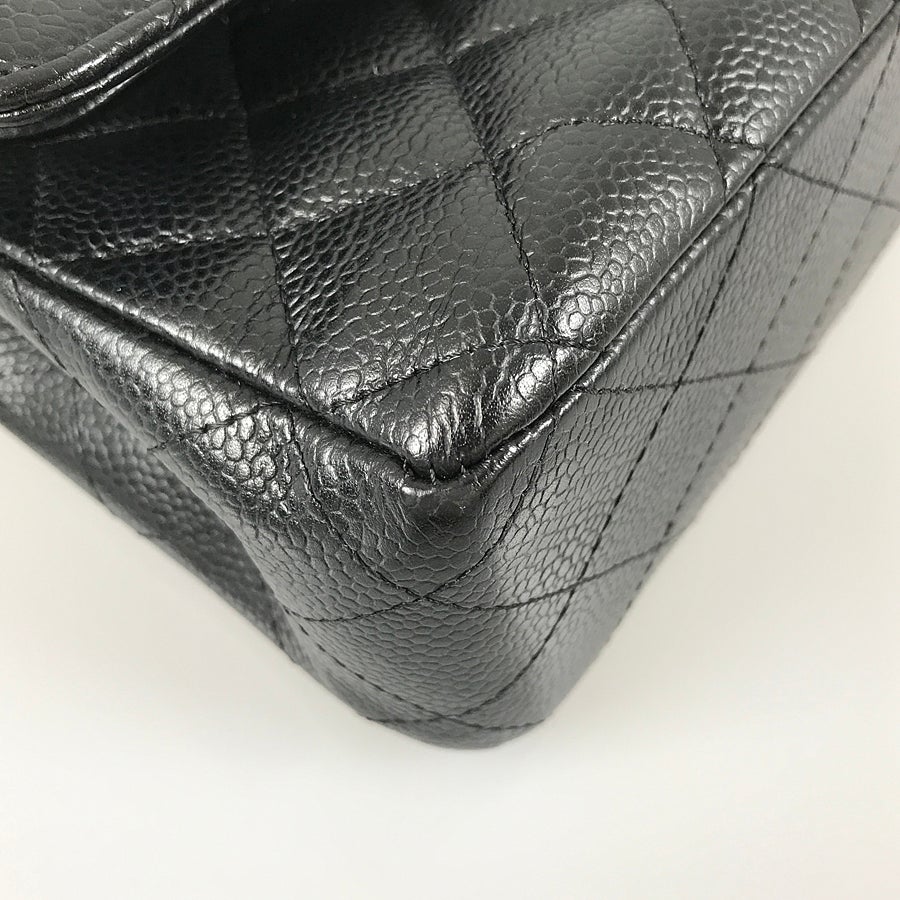 シャネル ショルダーバッグ