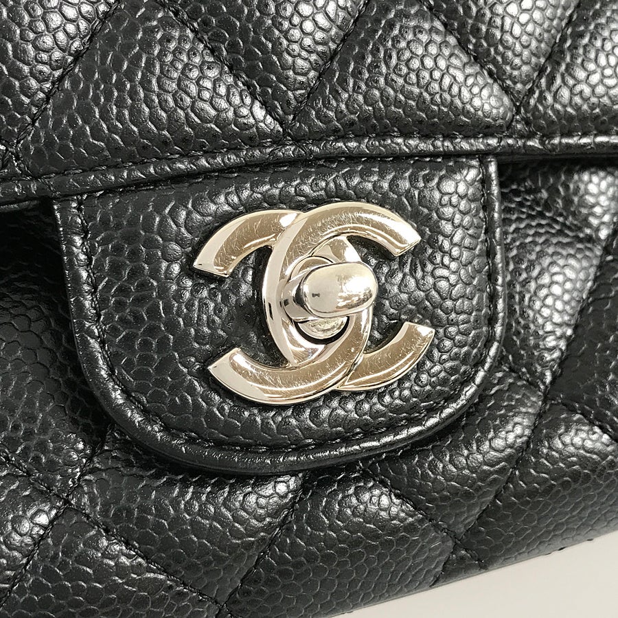 シャネル ショルダーバッグ