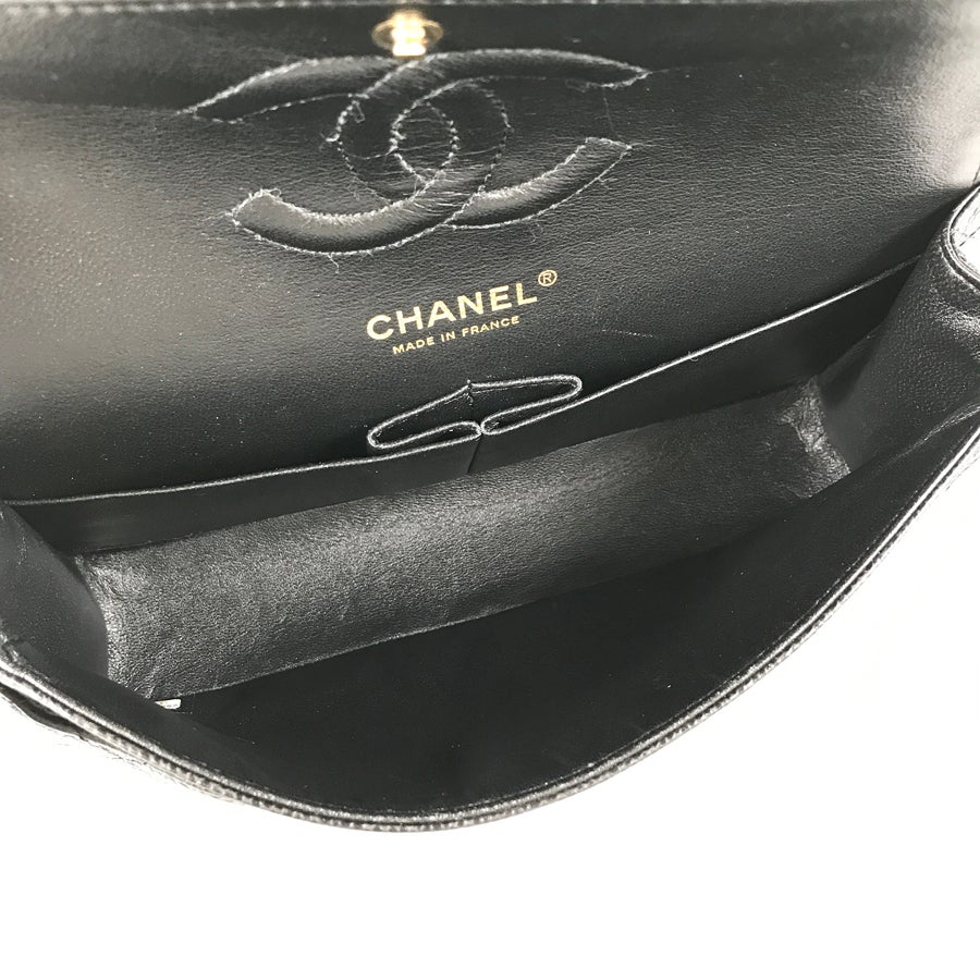 シャネル ショルダーバッグ