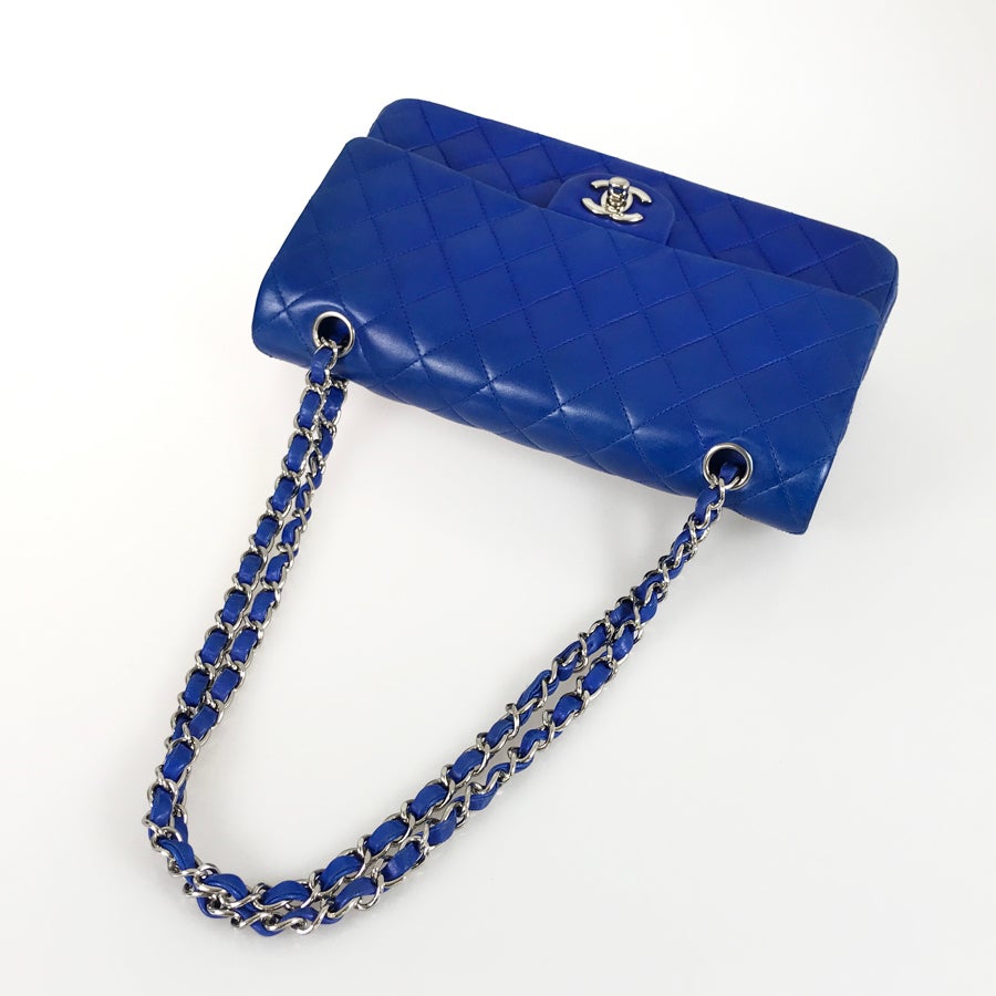 シャネル ショルダーバッグ