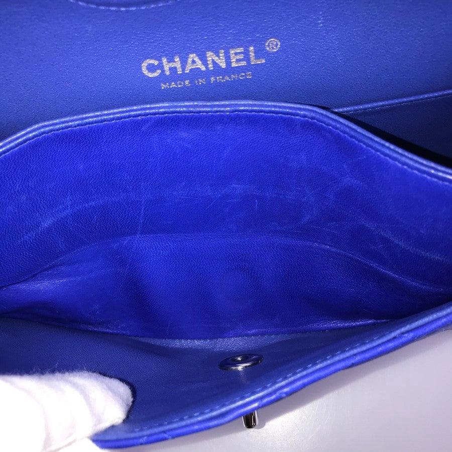 シャネル ショルダーバッグ