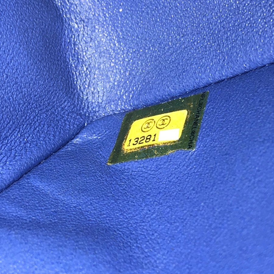 シャネル ショルダーバッグ