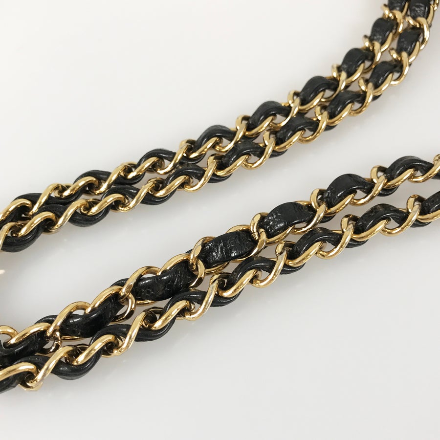 シャネル ショルダーバッグ