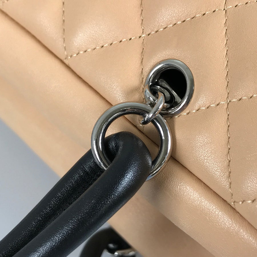 シャネル ショルダーバッグ