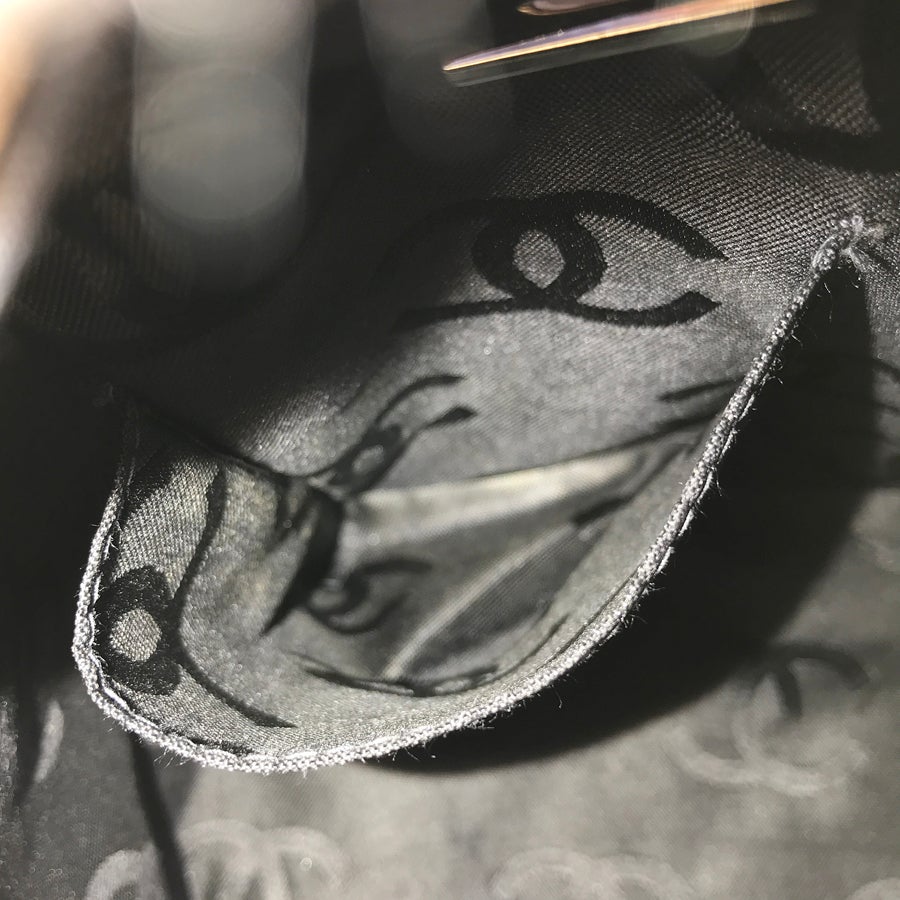 シャネル ショルダーバッグ