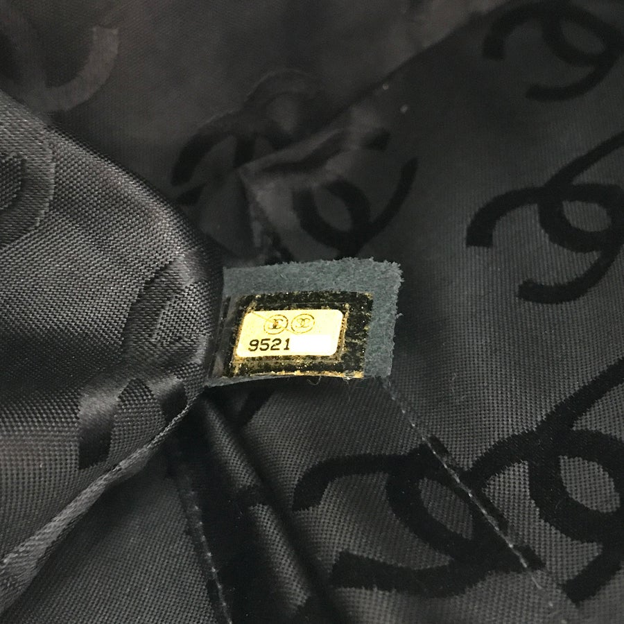 シャネル ショルダーバッグ