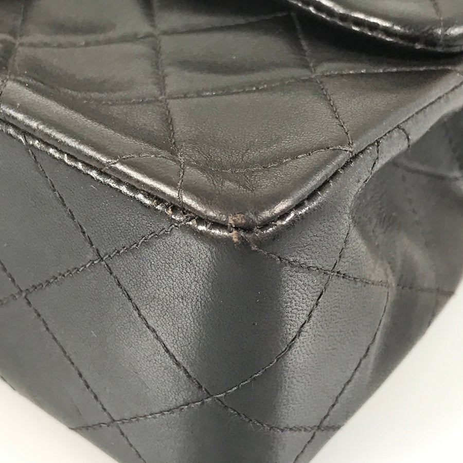 シャネル ショルダーバッグ