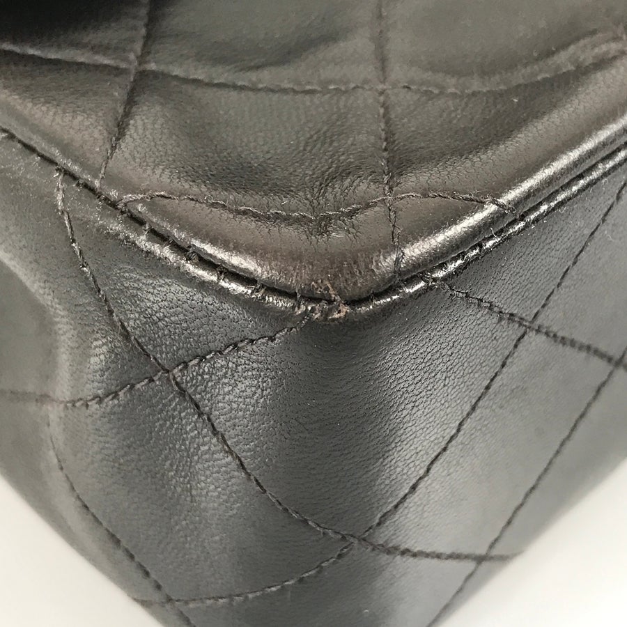 シャネル ショルダーバッグ