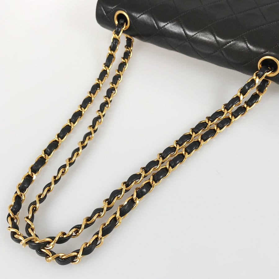 シャネル ショルダーバッグ