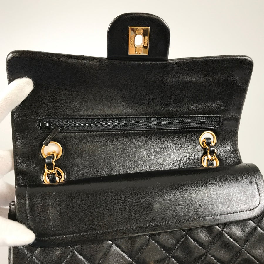 シャネル ショルダーバッグ